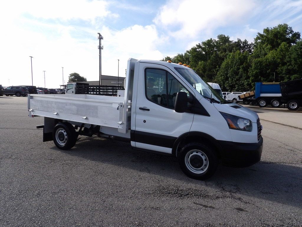 Used 2019 Ford Transit 250 138 RWD image 10