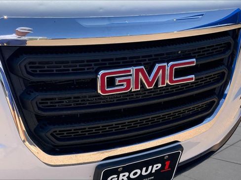 Used 2017 GMC Terrain SLE FWD image 29