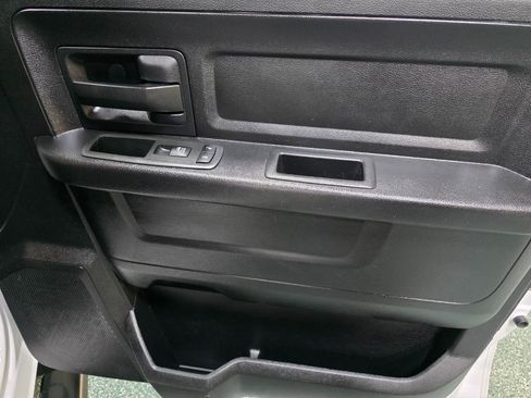 Used 2014 RAM 1500 Express image 27
