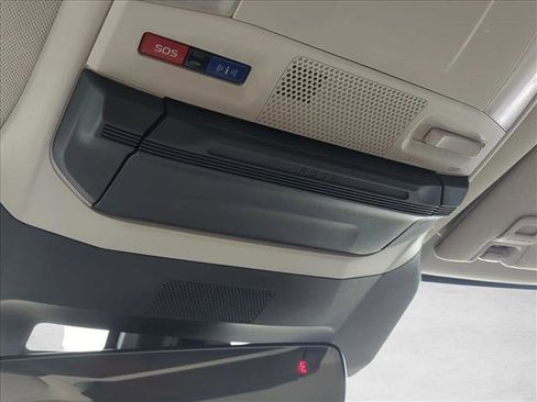 Certified 2025 Subaru Ascent Premium image 21