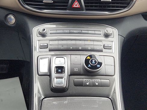 Used 2023 Hyundai Santa Fe SEL image 18