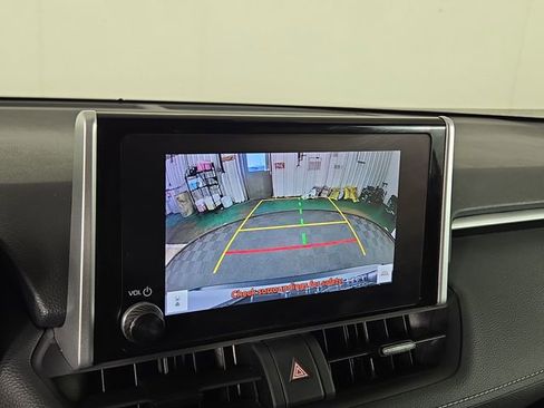 Used 2024 Toyota RAV4 XLE FWD image 18