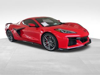 Used 2025 Chevrolet Corvette Z06 w/ Battery Protection Package RWD video 2