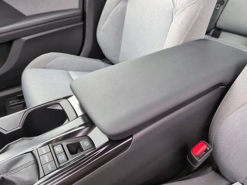 Used 2026 Toyota Camry LE w/ Convenience Package FWD image 20