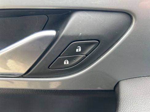 Used 2020 Chevrolet Blazer LT w/ Sound & Technology Package image 52