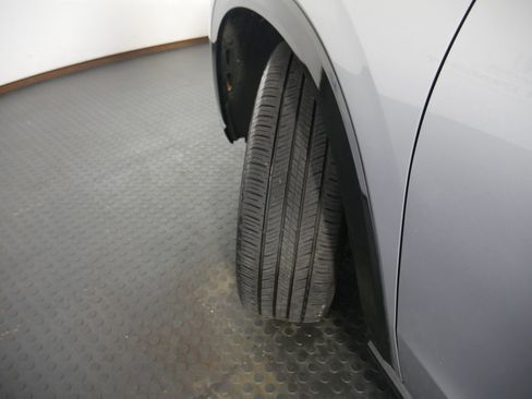 Certified 2023 Honda HR-V EX-L image 17