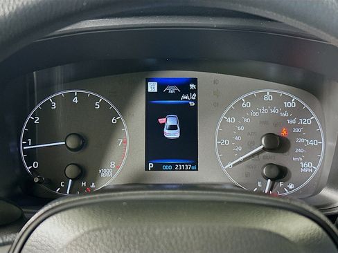Used 2025 Toyota Corolla LE FWD image 19