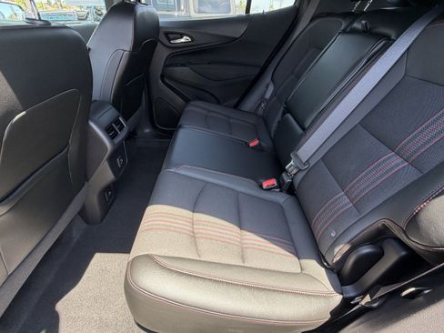 Used 2024 Chevrolet Equinox RS FWD image 27