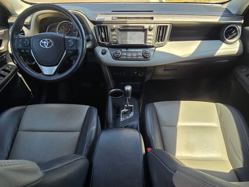 Used 2014 Toyota RAV4 Limited AWD/4WD image 25