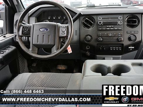 Used 2015 Ford F550 4x4 Crew Cab Super Duty image 10