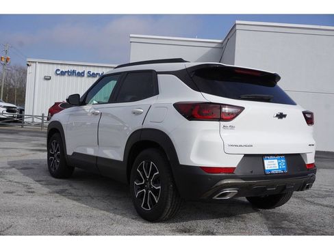 New 2025 Chevrolet Blazer LT w/ Driver Confidence Package image 19