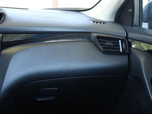 Used 2022 Nissan Rogue Sport SL w/ Premium Package AWD/4WD image 31