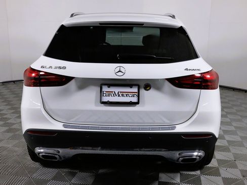 Certified 2026 Mercedes-Benz GLA 250 4MATIC image 12
