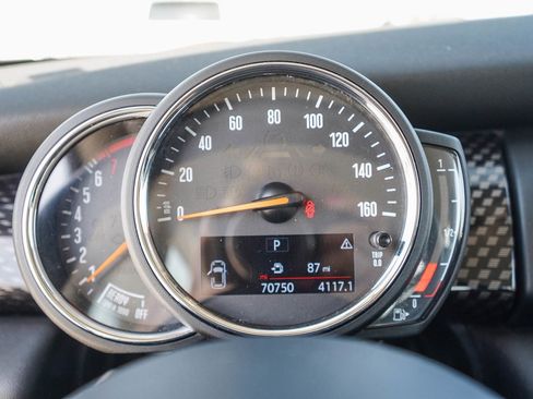 Used 2018 MINI Cooper S FWD image 26