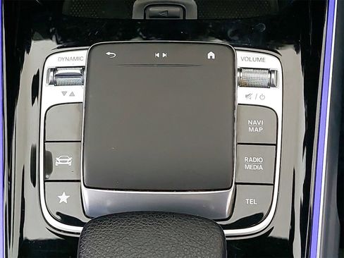 Used 2020 Mercedes-Benz GLB 250 GLB 250 image 31