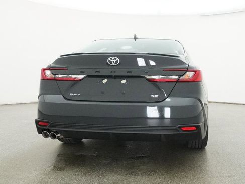 New 2026 Toyota Camry SE FWD image 3