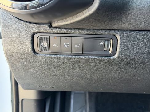 Used 2026 Chevrolet Equinox EV RS w/ Convenience Package II FWD image 10