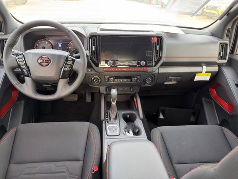 New 2026 Nissan Frontier PRO-4X w/ Pro-4x Convenience Package image 8