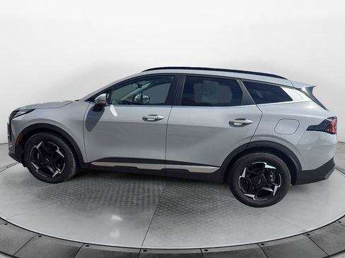 Used 2026 Kia Sportage EX w/ EX Panorama Roof Package FWD image 8
