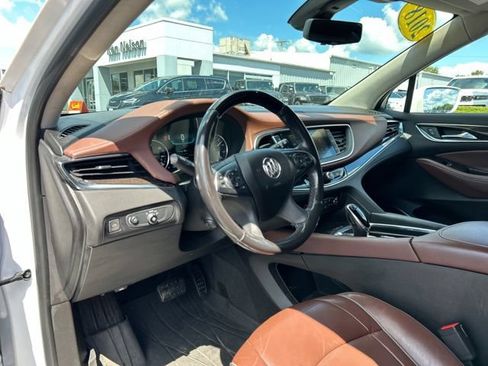 Used 2018 Buick Enclave Avenir AWD/4WD image 36