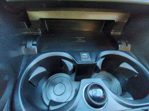 Used 2023 BMW i4 eDrive40 w/ Premium Package image 30