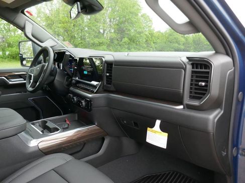 New 2026 Chevrolet Silverado 2500 LT w/ Trail Boss Package AWD/4WD image 11