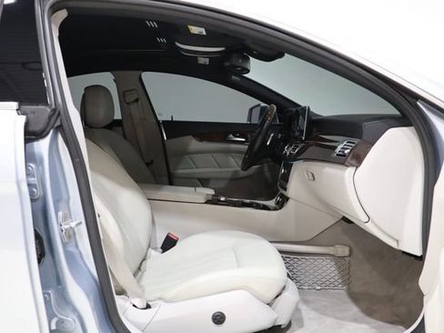 Used 2015 Mercedes-Benz CLS 550 4MATIC image 34