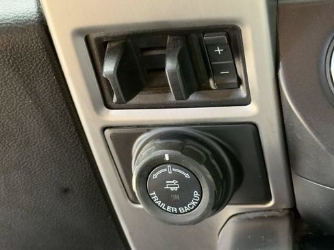 Used 2020 Ford F250 Platinum w/ FX4 Off-Road Package AWD/4WD image 25