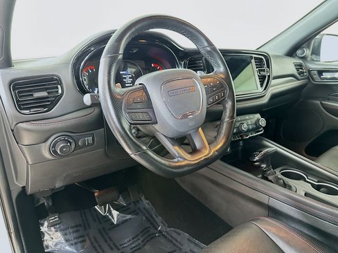 Used 2023 Dodge Durango GT image 9