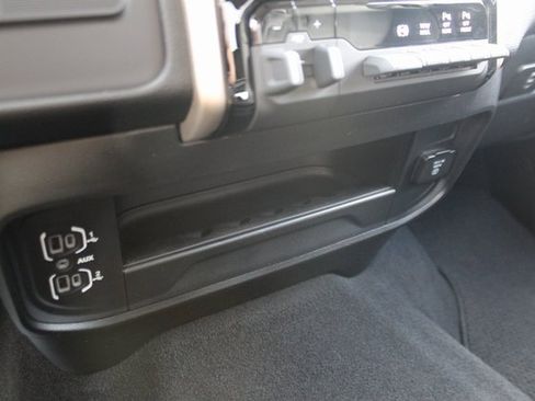 Used 2024 RAM 2500 Laramie w/ Safety Group image 26