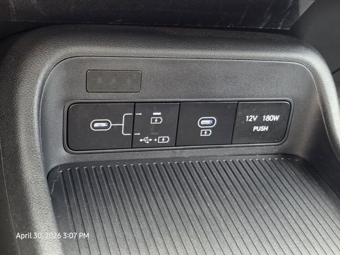 Used 2024 Hyundai Kona SE FWD image 23