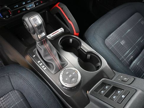 New 2026 Ford Bronco Heritage Edition AWD/4WD image 32