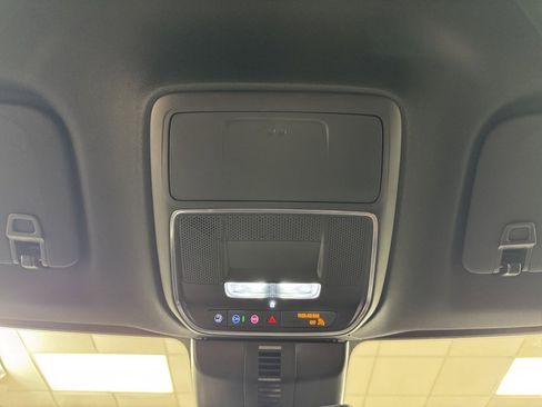 New 2026 Chevrolet Traverse RS image 44