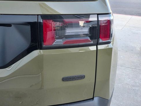 New 2026 Jeep Cherokee Overland w/ Advanced Pro Tech Group image 6