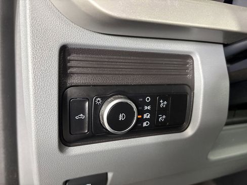 Used 2024 Ford F250 XLT w/ FX4 Off-Road Package image 12