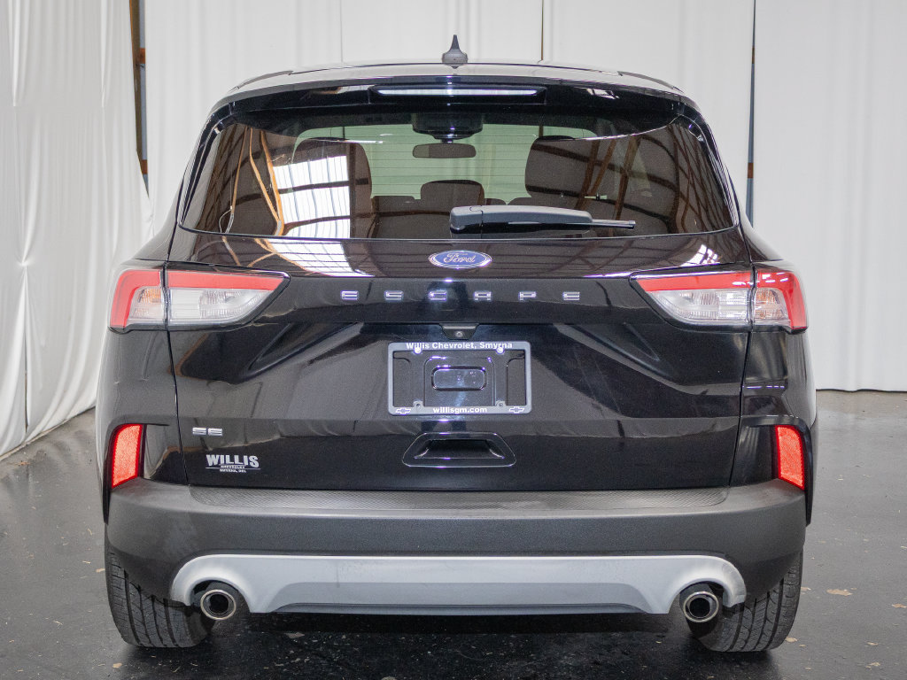 Used 2021 Ford Escape SE w/ Cold Weather Package FWD image 3