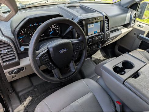Used 2019 Ford F150 XLT AWD/4WD image 17