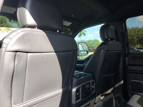 Used 2022 Ford F250 Platinum w/ Tremor Off-Road Package image 15