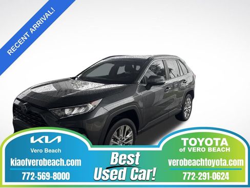 Used 2021 Toyota RAV4 XLE Premium FWD image 1