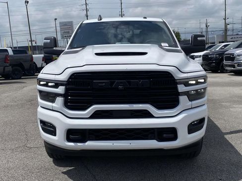 New 2025 RAM 2500 Laramie image 8