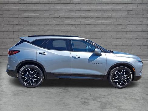 Used 2023 Chevrolet Blazer RS w/ Driver Confidence II Package AWD/4WD image 13