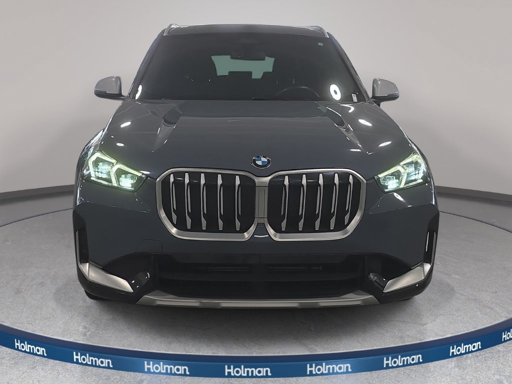 Certified 2023 BMW X1 xDrive28i w/ Convenience Package AWD/4WD image 2