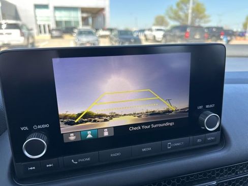 Used 2025 Honda HR-V LX image 13