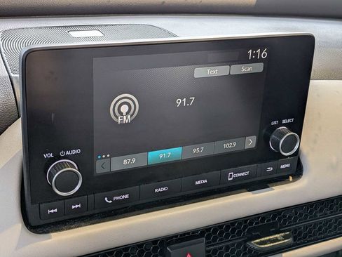 Certified 2023 Honda HR-V LX image 25