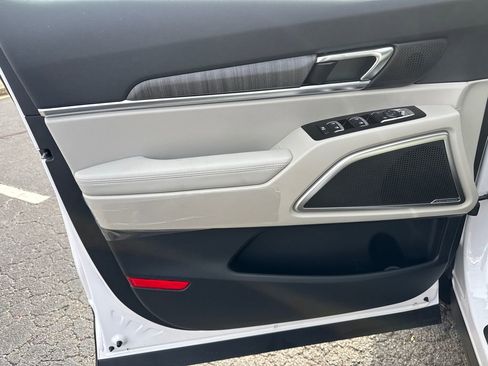 New 2025 Kia Telluride EX image 11