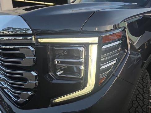 Used 2022 GMC Sierra 1500 Denali image 31