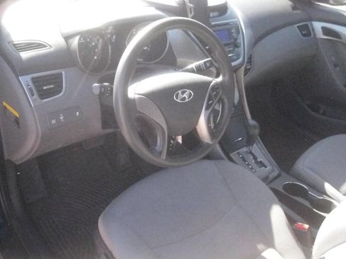 Used 2013 Hyundai Elantra GLS FWD image 13