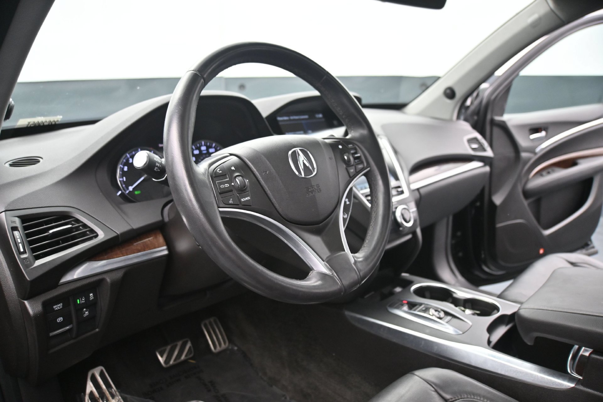 Used 2018 Acura MDX w/ Technology Package AWD/4WD image 27