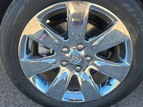 Used 2013 Buick LaCrosse Premium w/ Entertainment Package FWD image 17