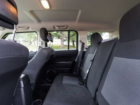 Used 2014 Jeep Patriot Sport AWD/4WD image 13